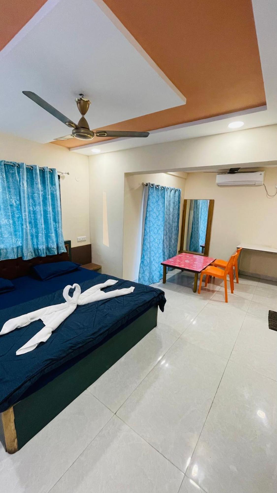 Hotel Devka House Daman Exterior foto